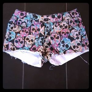 Skull shorts